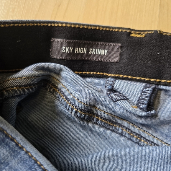 Torrid Premium Sky High Skinny Jeans Size 24 Regular - Picture 12 of 14